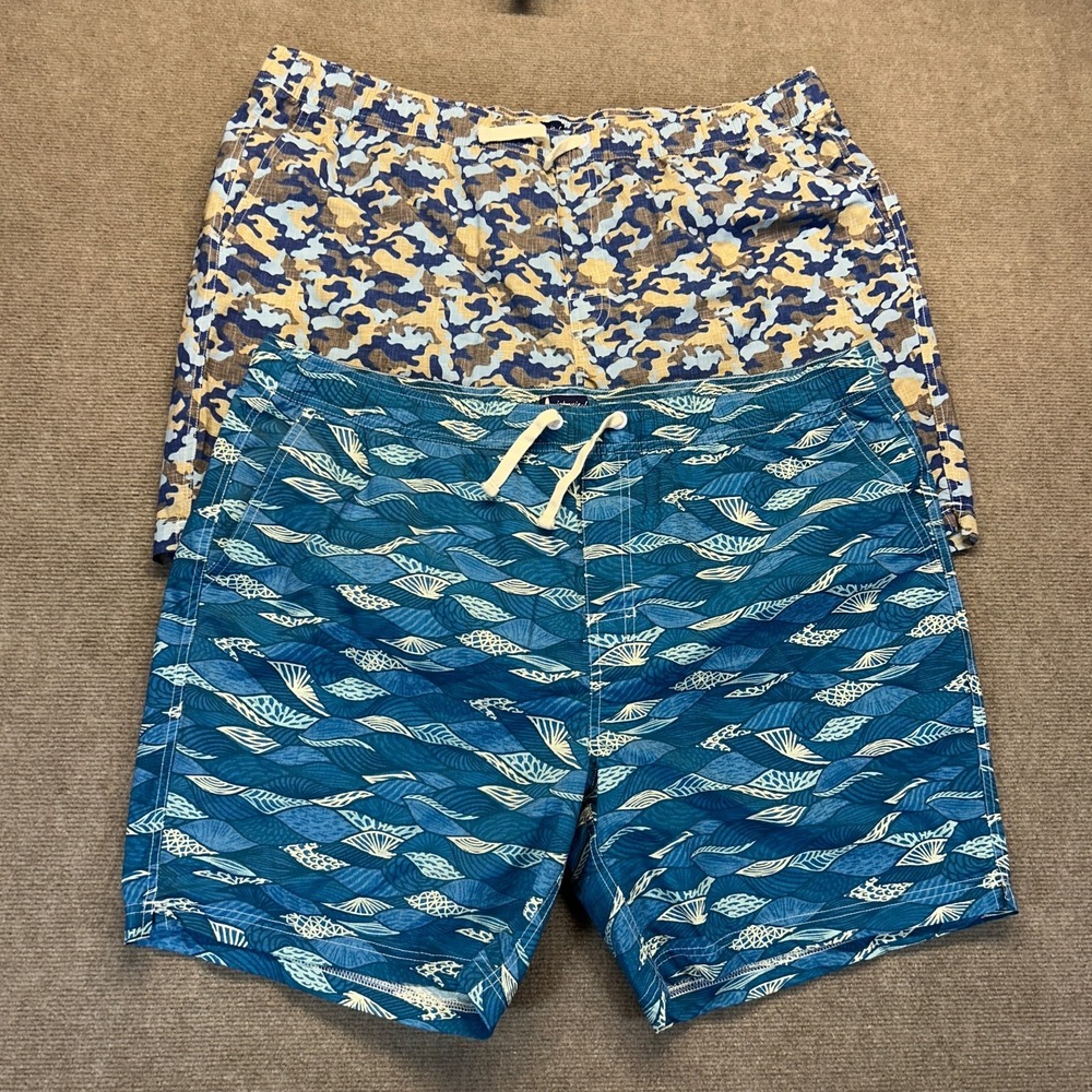 johnnie-O Lot of 2 Swim Trunk Shorts Men's 2XL Lined 7" Invisible + Tottori